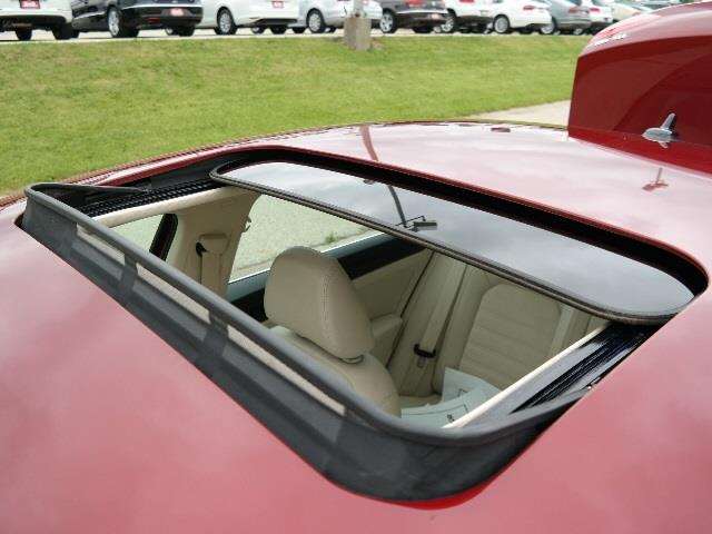 2015 Volkswagen Passat TDI SEL Premium 4dr Sedan 6A